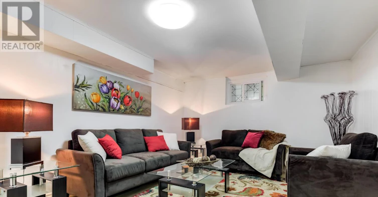 349 Horsham Avenue, Toronto, ON, M2R 1G8 - 13