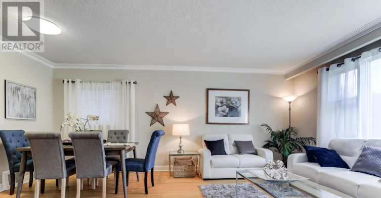 349 Horsham Avenue, Toronto, ON, M2R 1G8 - 3