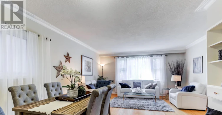 349 Horsham Avenue, Toronto, ON, M2R 1G8 - 2