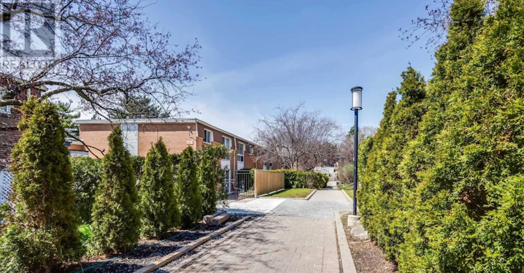 4-10 Leith Hill Road, Toronto, ON, M2J 1Z2 - 40