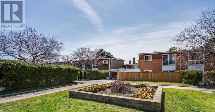 4-10 Leith Hill Road, Toronto, ON, M2J 1Z2 - 37