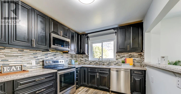 4-10 Leith Hill Road, Toronto, ON, M2J 1Z2 - 11