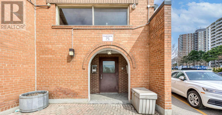 4-10 Leith Hill Road, Toronto, ON, M2J 1Z2