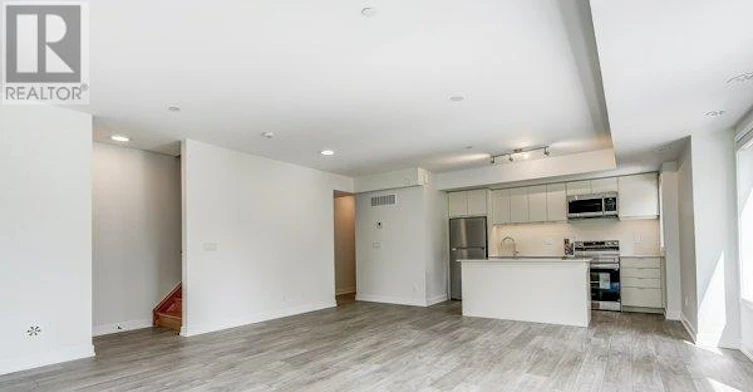 146-39 Farmstead Road, Toronto, ON, M2L 2X2 - 3