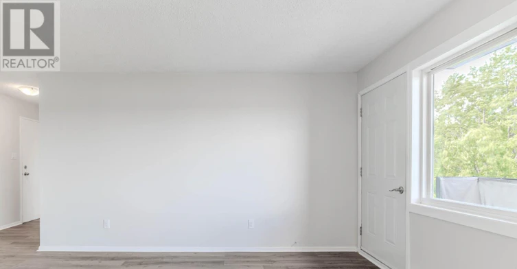 404 B-2044 Arrowsmith Drive, Ottawa, ON, K1J 7V8 - 12