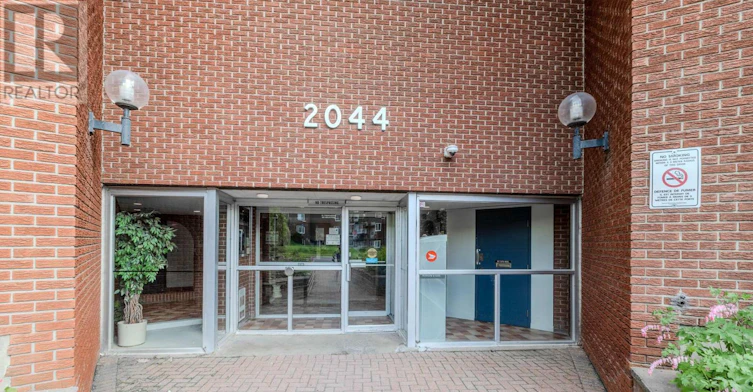 404 B-2044 Arrowsmith Drive, Ottawa, ON, K1J 7V8 - 2