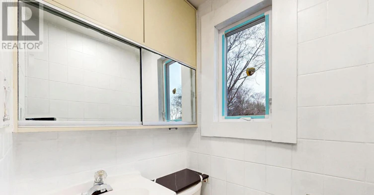 393 Jones Avenue, Toronto, ON, M4J 3G5 - 17