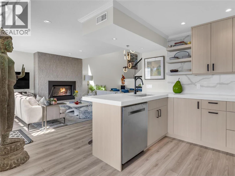 303-4004 Bluebird Road, Kelowna, BC, V1X 1X6 - 16