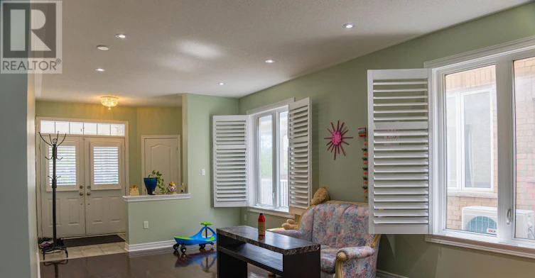 7 Mantle Avenue, Whitchurch-Stouffville, ON, L4A 0M6 - 7