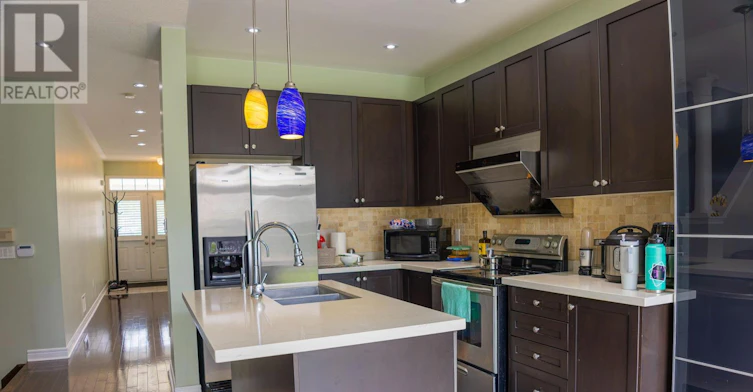 7 Mantle Avenue, Whitchurch-Stouffville, ON, L4A 0M6 - 9