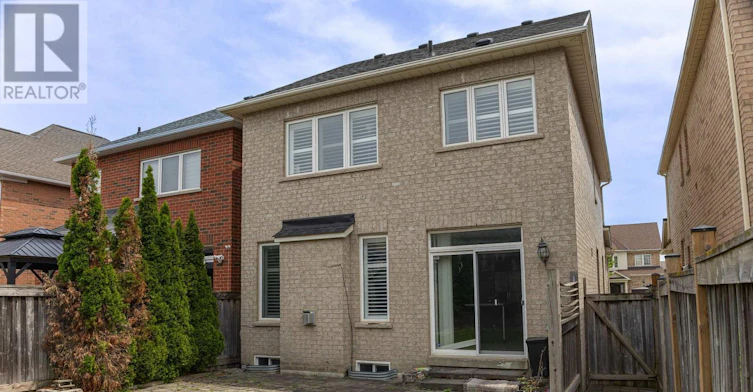 7 Mantle Avenue, Whitchurch-Stouffville, ON, L4A 0M6 - 3
