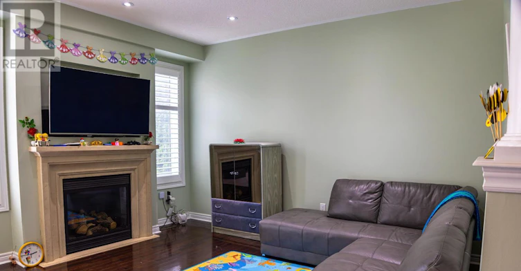 7 Mantle Avenue, Whitchurch-Stouffville, ON, L4A 0M6 - 10