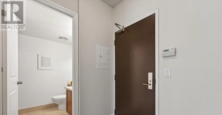 304-57 Upper Duke Crescent, Markham, ON, L6G 0B9 - 8