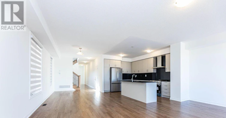 1479 Savoline Boulevard, Milton, ON, L9E 2G6 - 5