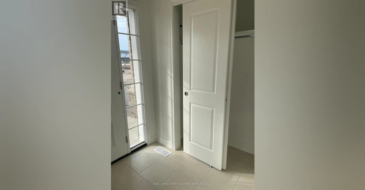 142 Sycamore Street, Welland, ON, L3C 0H9 - 4