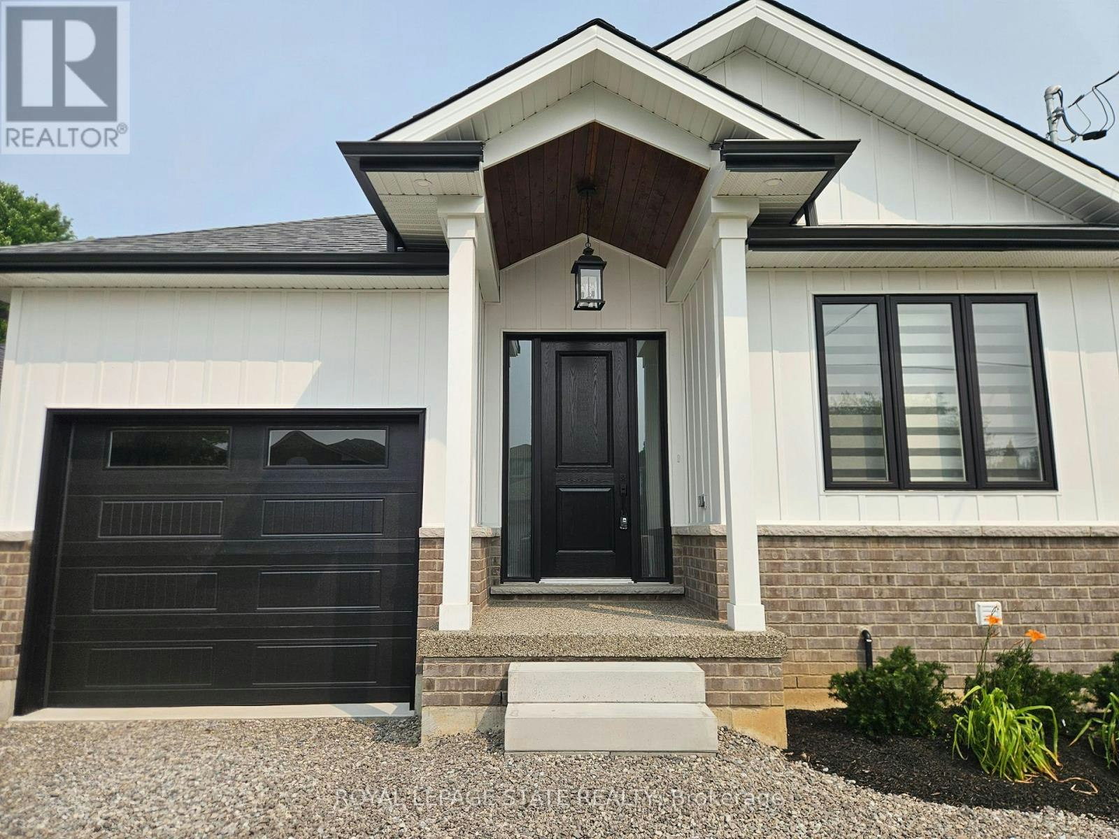 MAIN-115 Chesley Street, Hamilton, ON, L9C 3V9 - 2