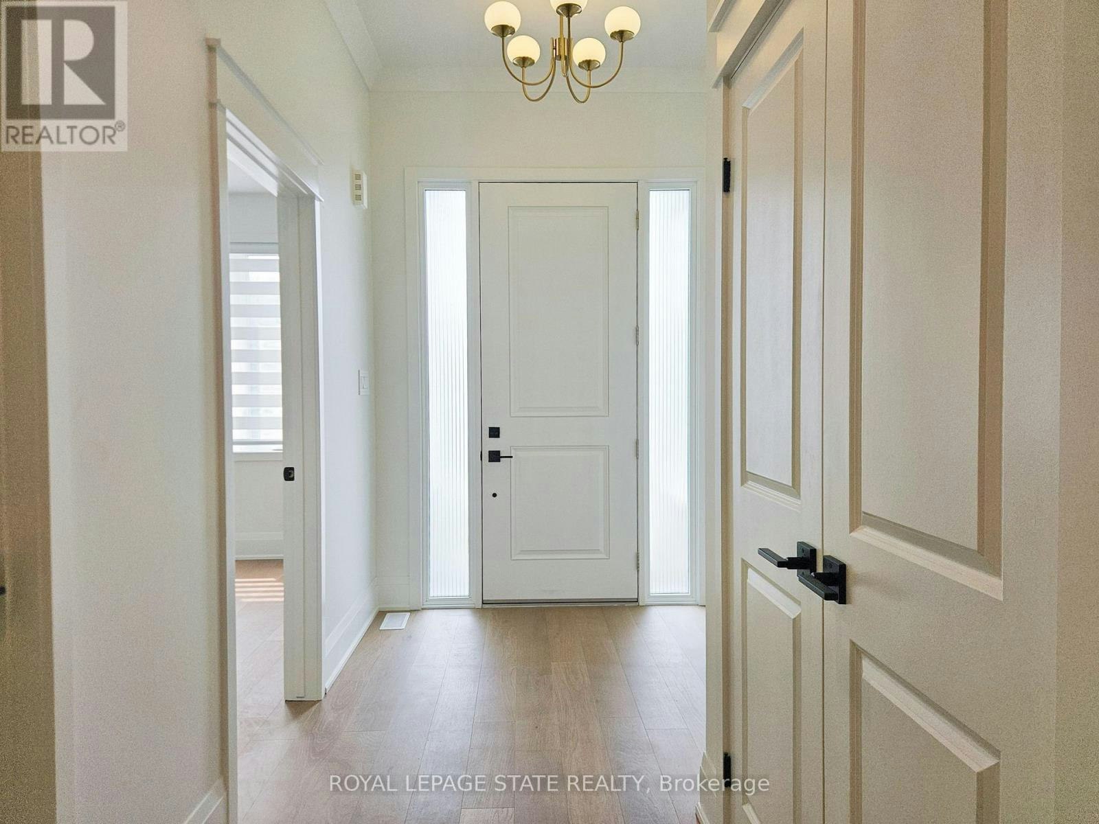 MAIN-115 Chesley Street, Hamilton, ON, L9C 3V9 - 3