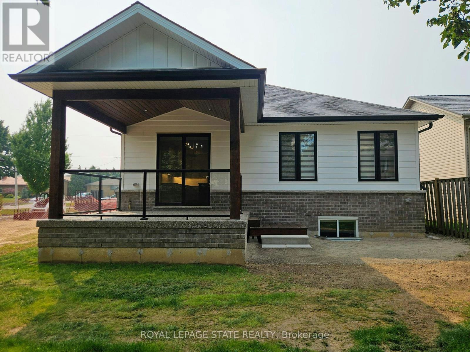 MAIN-115 Chesley Street, Hamilton, ON, L9C 3V9 - 23