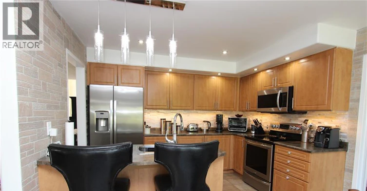 114 Blackburn Drive, Brantford, ON, N3T 6S2 - 18