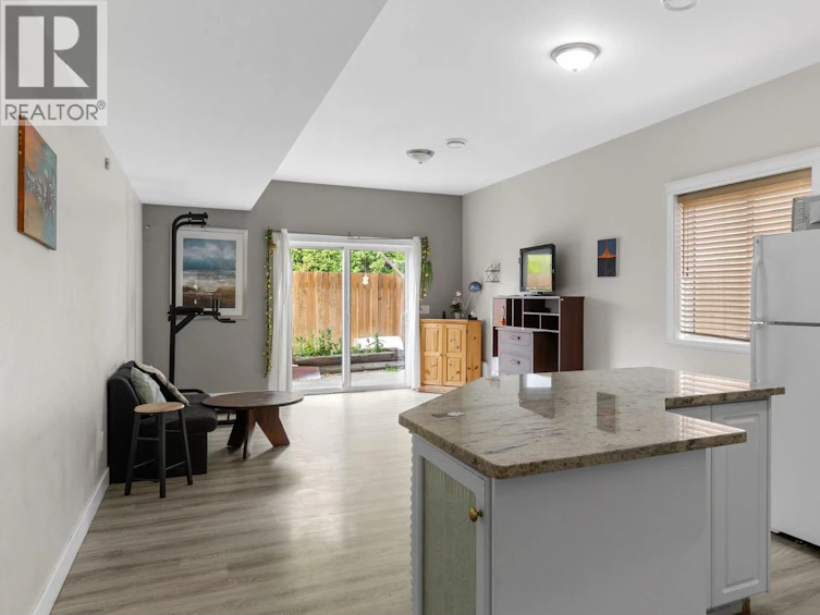 1374 Mcinnes Avenue, Kelowna, BC, V1Y 5V9 - 32