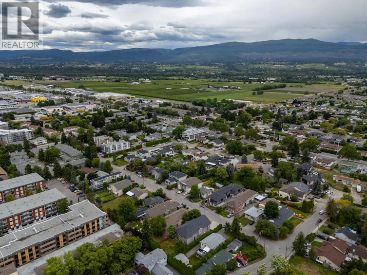 1374 Mcinnes Avenue, Kelowna, BC, V1Y 5V9 - 68
