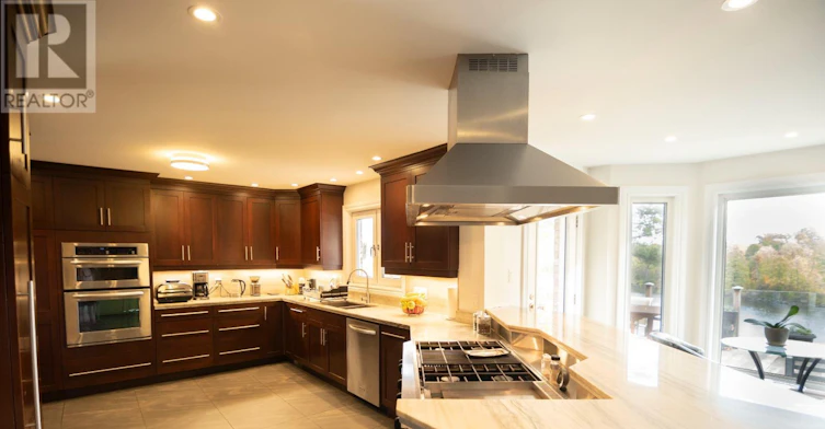 4 Wellsmere Court, Ottawa, ON, K2E 8C2 - 11