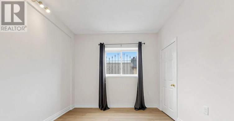 MAIN-259 Victoria Avenue N, Hamilton, ON, L8L 5G3 - 17