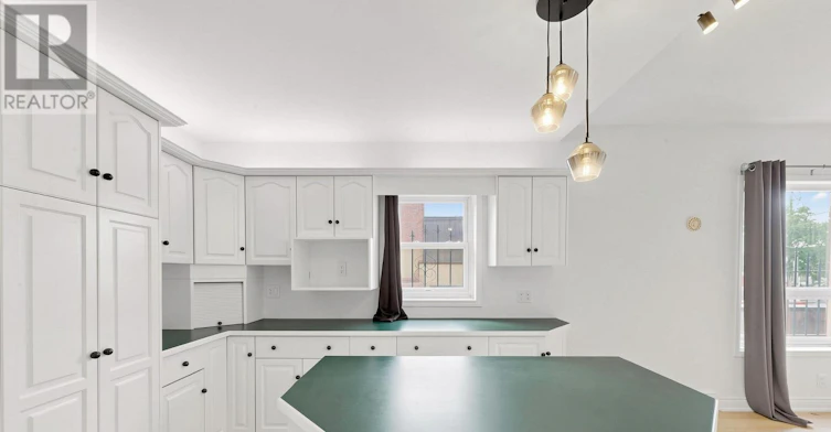 MAIN-259 Victoria Avenue N, Hamilton, ON, L8L 5G3 - 9