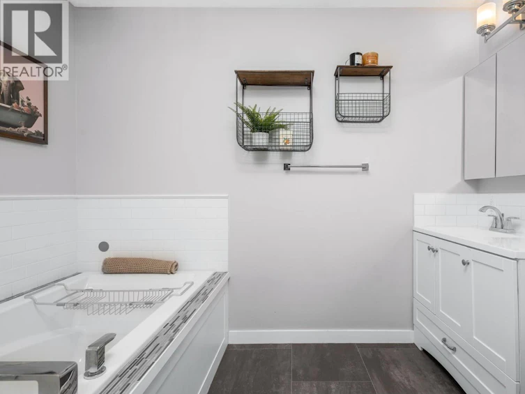 7590 Klinger Road, Vernon, BC, V1H 1H4 - 16