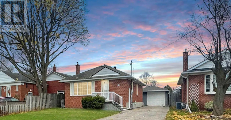 117 Marchington Circle, Toronto, ON, M1R 3M9