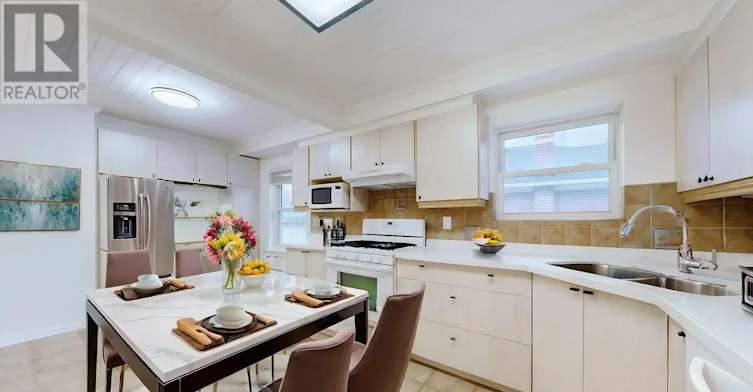 117 Marchington Circle, Toronto, ON, M1R 3M9 - 5