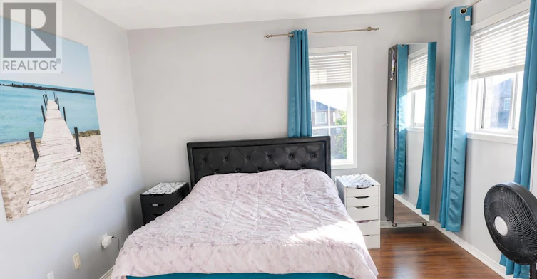 710 Stonebridge Avenue, Mississauga, ON, L5V 2L9 - 9