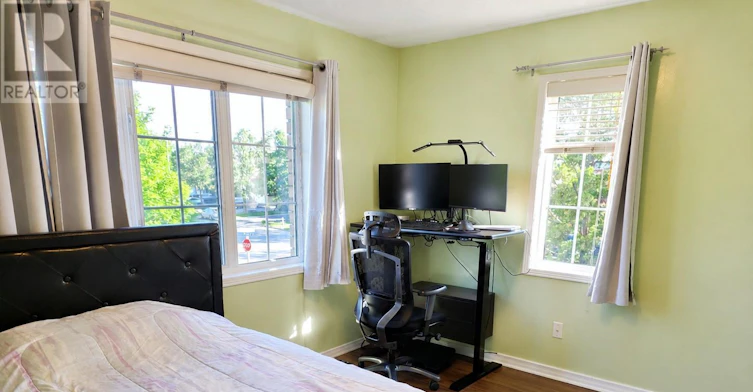 710 Stonebridge Avenue, Mississauga, ON, L5V 2L9 - 13