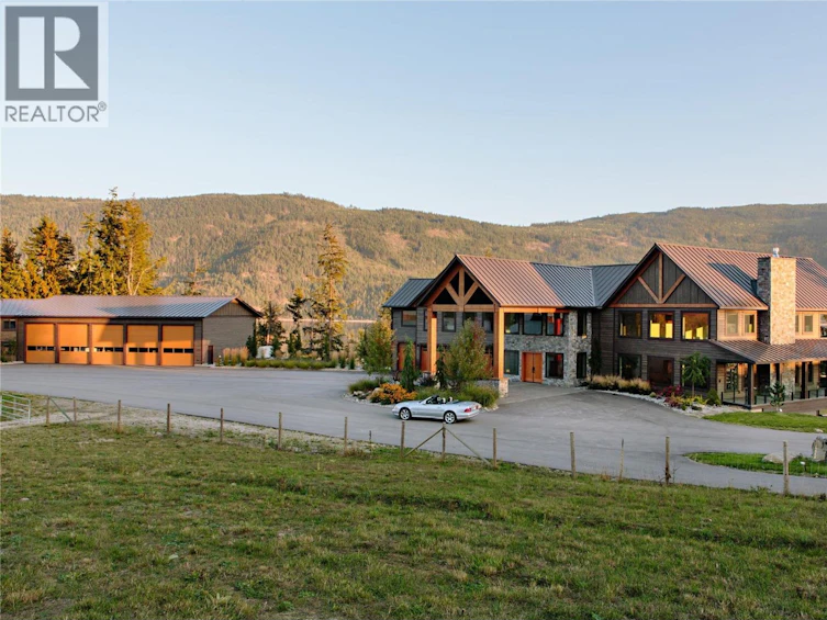6525 Worrall Road, Eagle Bay, BC, V0E 2X1 - 35