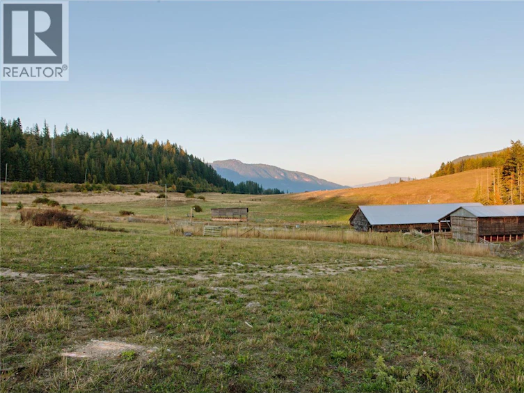 6525 Worrall Road, Eagle Bay, BC, V0E 2X1 - 36