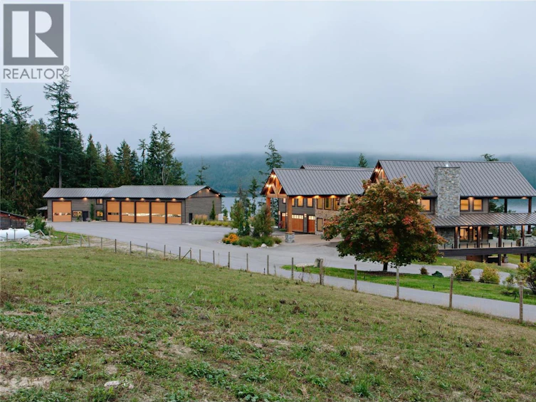 6525 Worrall Road, Eagle Bay, BC, V0E 2X1 - 8