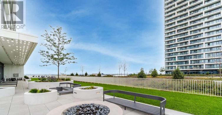1511-5 Buttermill Avenue, Vaughan, ON, L4K 0J5 - 38