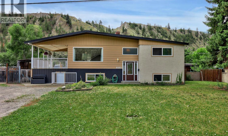 6685 Beaver Crescent