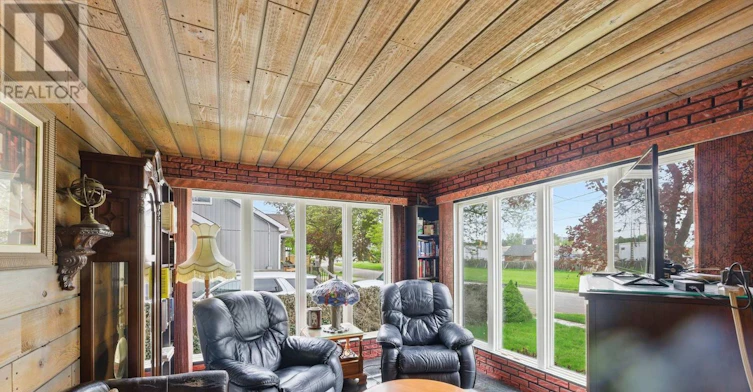 5 Verne Avenue, Welland, ON, L3C 6P8 - 10