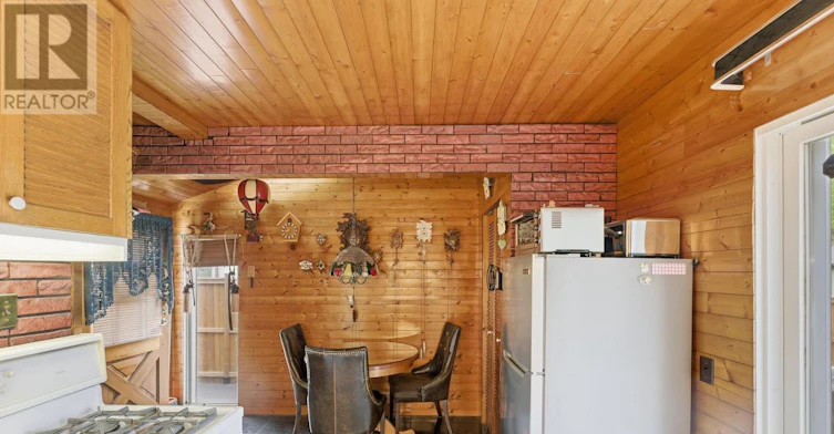 5 Verne Avenue, Welland, ON, L3C 6P8 - 6