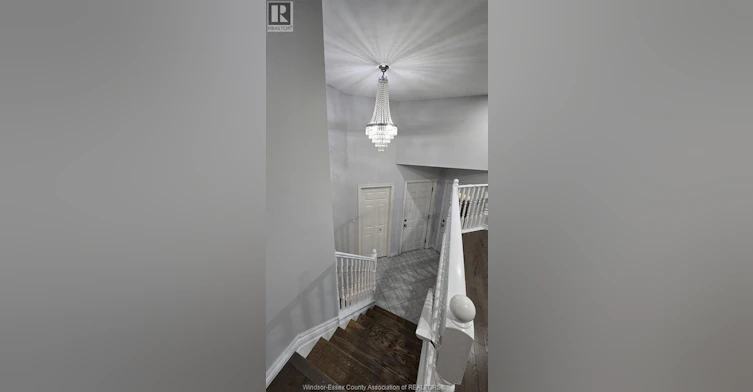 MAIN-1059 Silverdale Drive, Windsor, ON, N9G 2S1 - 2