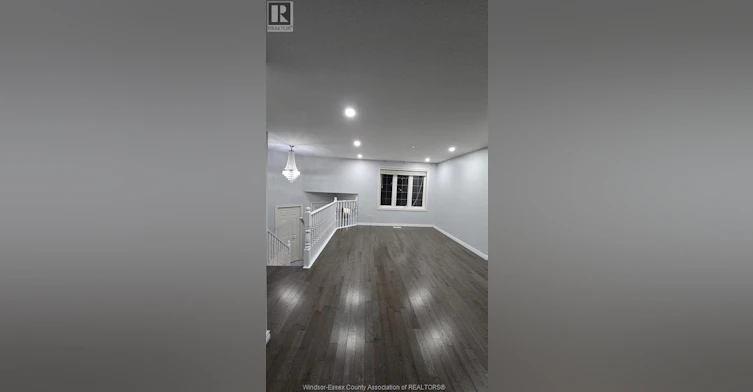 MAIN-1059 Silverdale Drive, Windsor, ON, N9G 2S1 - 6