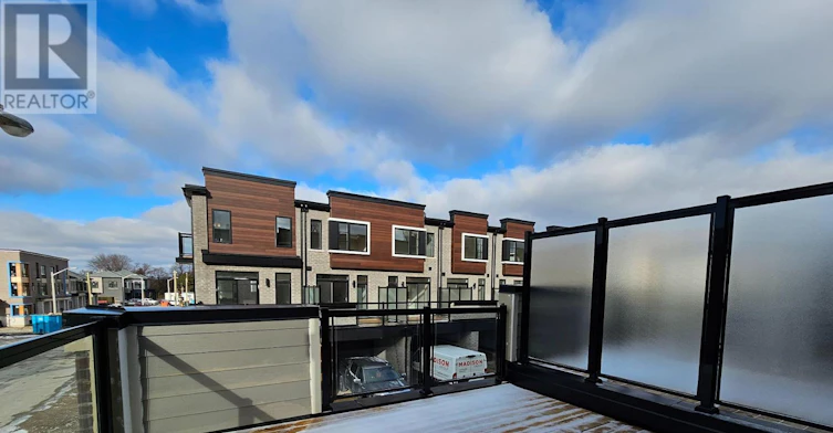 52 Aki Thomas Gardens, Toronto, ON, M1P 0G3 - 11