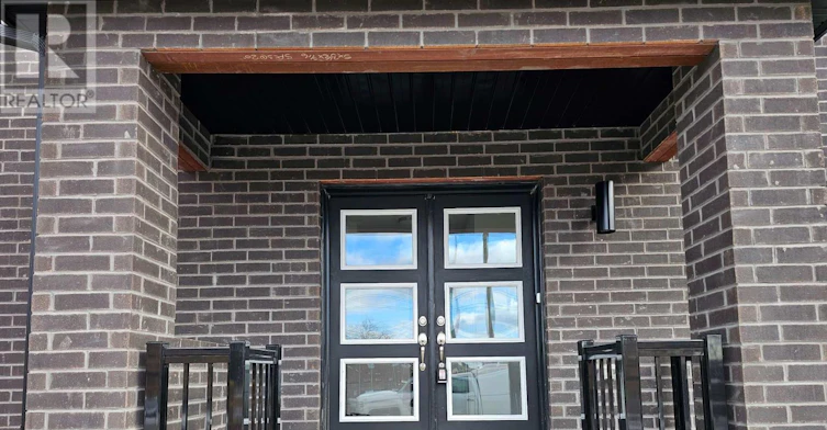 52 Aki Thomas Gardens, Toronto, ON, M1P 0G3 - 2