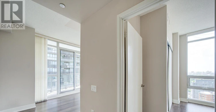 2902-30 Roehampton Avenue, Toronto, ON, M4P 0B9 - 23