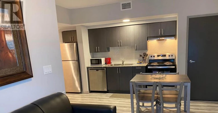 H201-275 Larch Street, Waterloo, ON, N2H 0J5 - 2