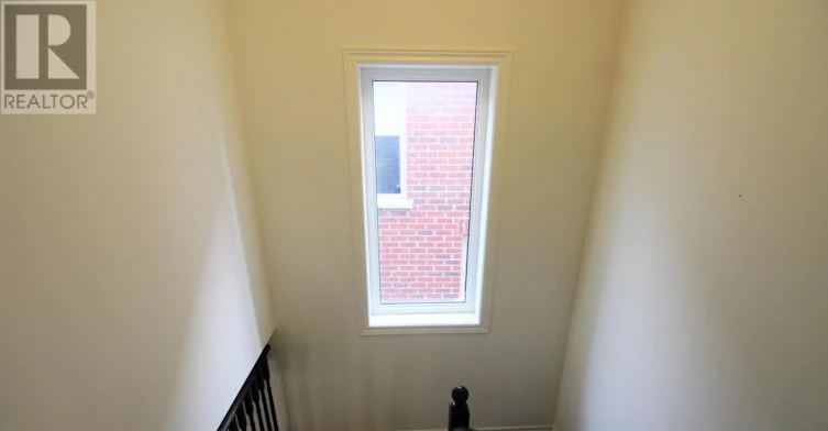 38 Foxberry Road, East Gwillimbury, ON, L9N 0P6 - 24