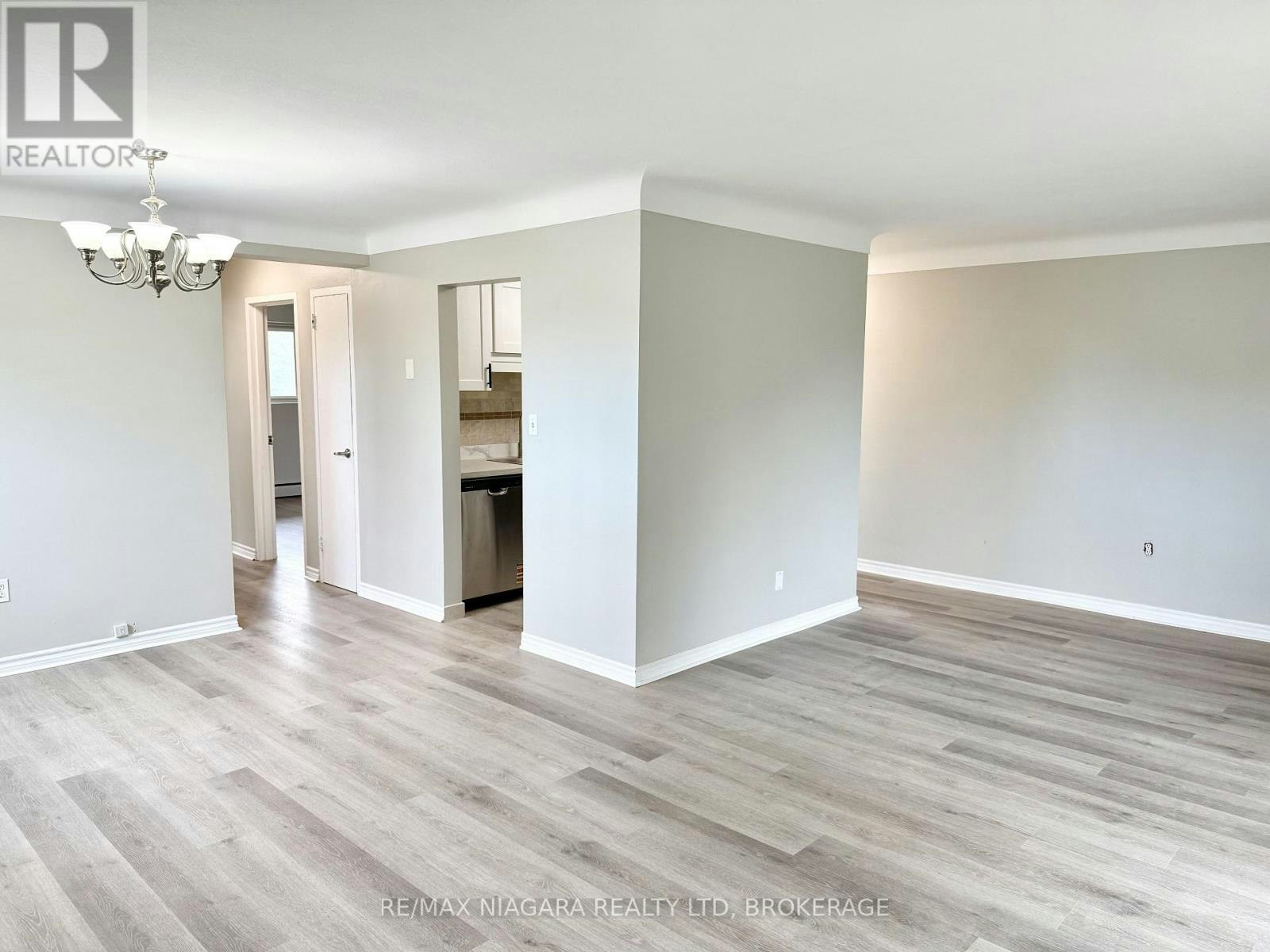 7-286 Vine Street, St. Catharines, ON, L2M 4T3 - 11