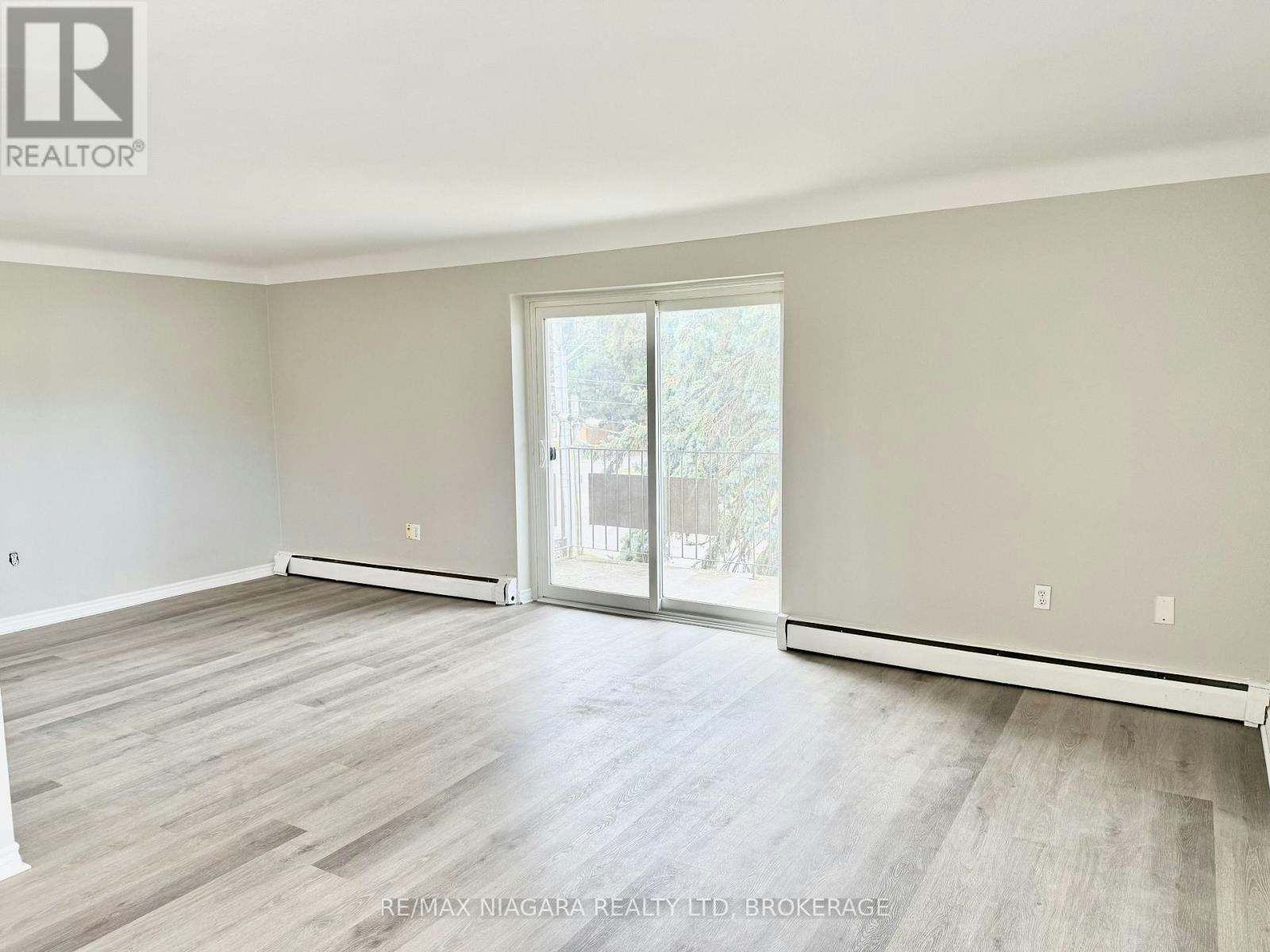 7-286 Vine Street, St. Catharines, ON, L2M 4T3 - 13