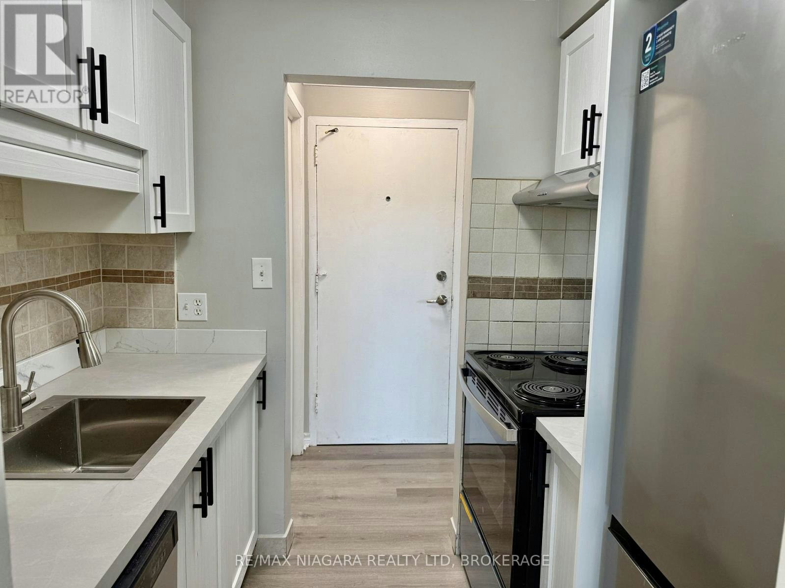 7-286 Vine Street, St. Catharines, ON, L2M 4T3 - 17